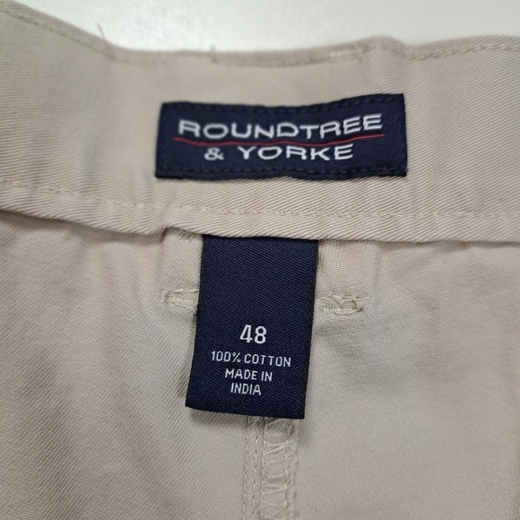 Roundtree & Yorke‎ men's shorts Size 48 brown with pockets - Picture 7 of 9